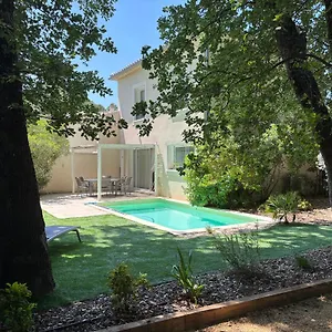  Villa Les Jardins Du Castelas By Perier-provence