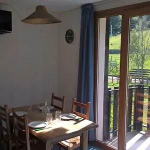  Appartement Studio Avec Vue Sur Les Pistes à St Jean Montclar